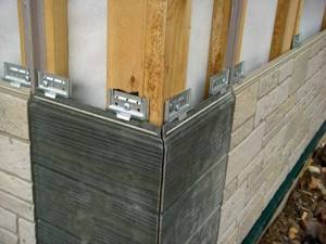 Конструкционные особенности и технология крепления бетонного сайдинга способствуют эффективной защите стен и не провоцируют образование плесени или грибка