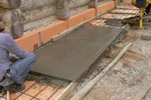 Заливка бетонной стяжки