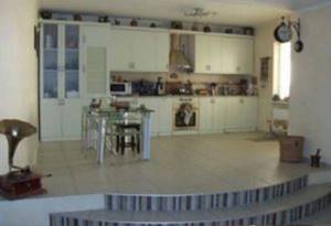 2-х уровневый подиум кухни