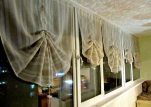 шторы с подвязками на балкон