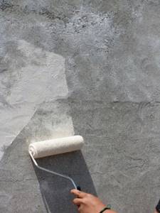Резиновая и полиуретановая краска по бетону для наружных работ износостойкая