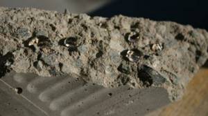 Обработанный добавкой бетон сохраняет водонепроницаемость даже после механических разрушений