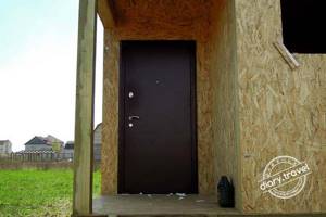 Строим дом из СИП / SIP панелей. Наш опыт, отзывы. Фото. Дверь и крыша