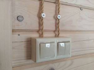 Монтаж электропроводки в деревянном доме своими руками - пошаговая инструкция