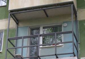 Балконный каркас металлический