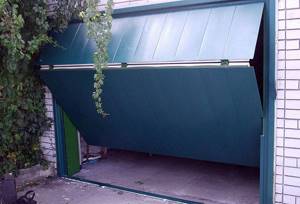 Складные ворота для гаража