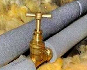 Замерзание трубы водопровода в доме