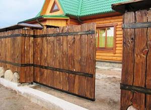 Откатные ворота из древесины