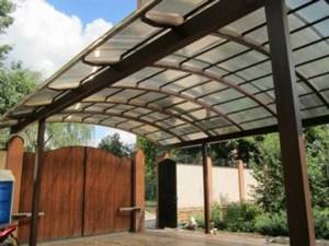 Монтаж крыши из поликарбоната своими руками для частного дома: Обзор