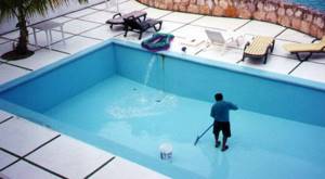 Очистка воды в бассейне на даче