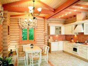 Отделка потолка в деревянном доме – варианты