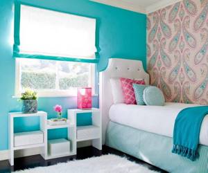 Розово-голубой интерьер детской комнаты