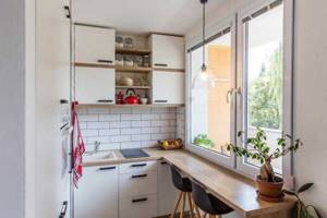 Секреты обустройства маленькой кухни – фото и лучшие идеи