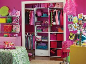 Система хранения вещей в детской комнате: стеллажи- Шкафчики, тумбы