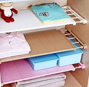 Разделители для полок в шкафу с детской одеждой