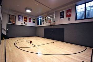 Домашняя баскетбольная площадка