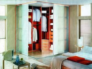 Создание проекта и дизайна гардеробной комнаты из кладовки: