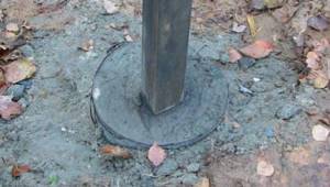 установка столбов в бетон