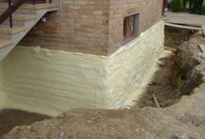Фундамент кирпичного дома, утепленный пенополиуретаном