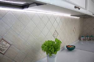 Отделка рабочей стены на кухне - Керамическая плитка
